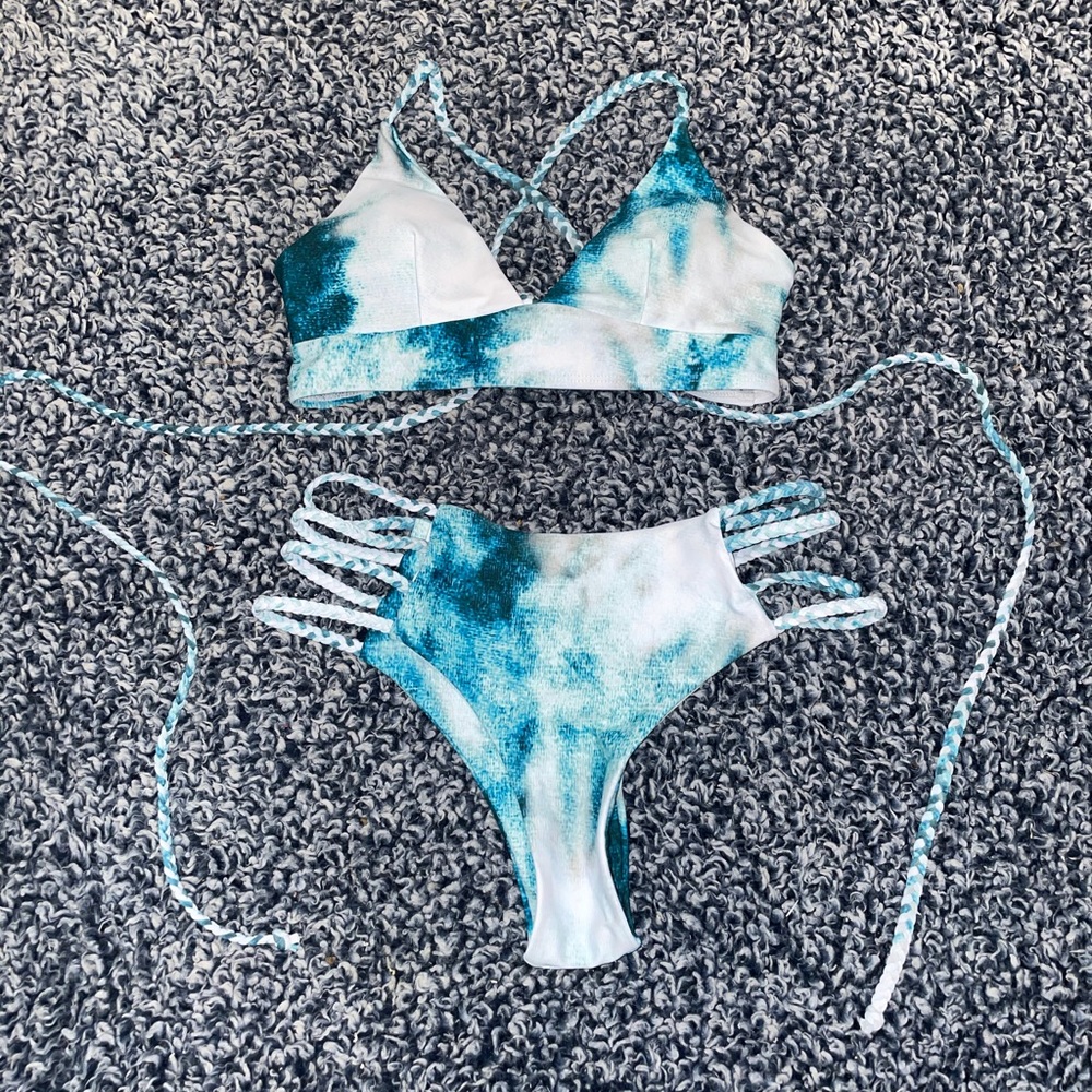 Blue and white tie-dye zaful suit small